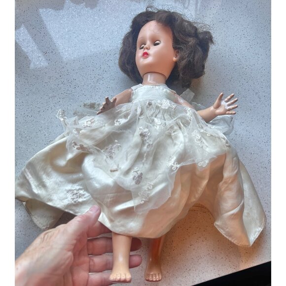 Vintage Effanbee Walker Doll With Moving  Eyes In Lace & Satin Ivory Dress Petti - Picture 13 of 15